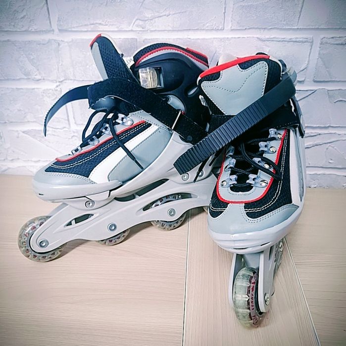 Роликовые коньки