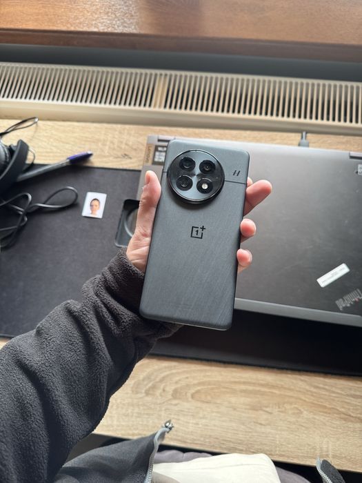 Oneplus 13,12GB RAM,256GB ROM