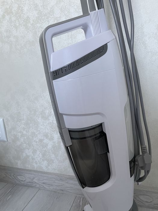 Вертикальный пылесос Dexp