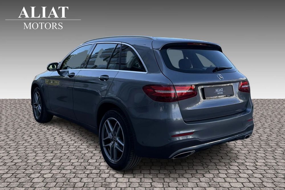 Mercedes-Benz GLC AMG / Airmatic / Blid Spot / MB CONNECT / Garantie