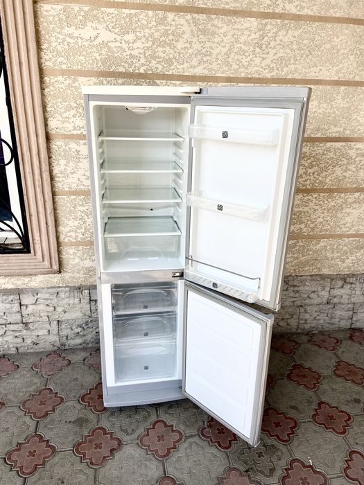 Продам холодильник Самсунг рабочий 100%