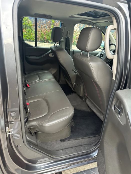 Nissan Navara 3.0D V6