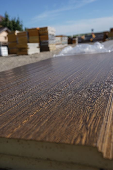 Panouri Sandwich Maro-Mahon imitație lemn