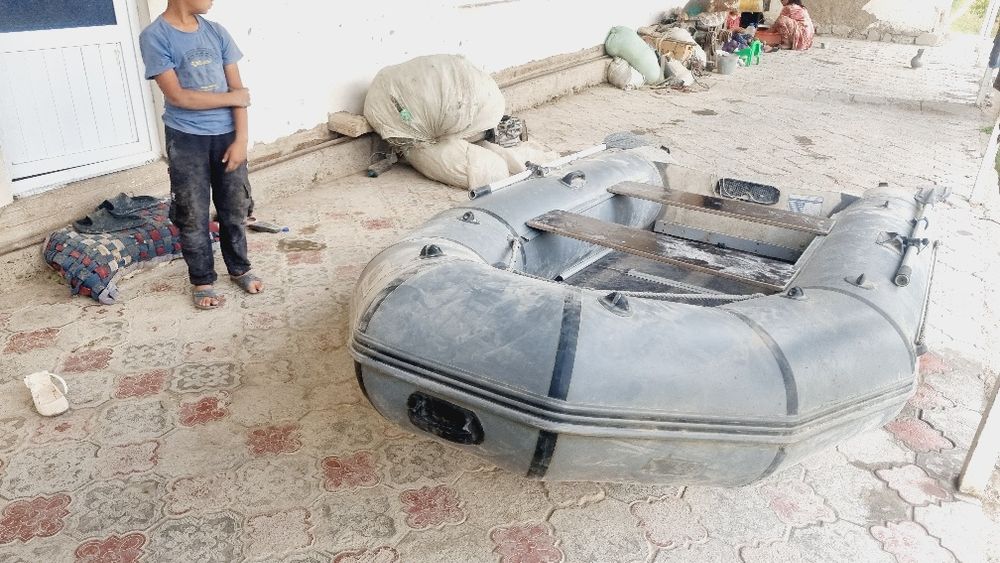 Lodka, mator sotiladi