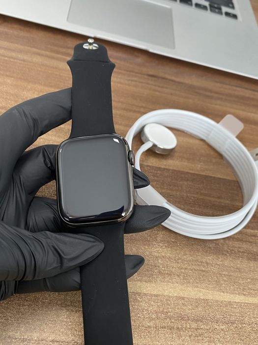 Apple Watch Seria 7 / 45 mm / Stainless Steel / Gps + Cellular |