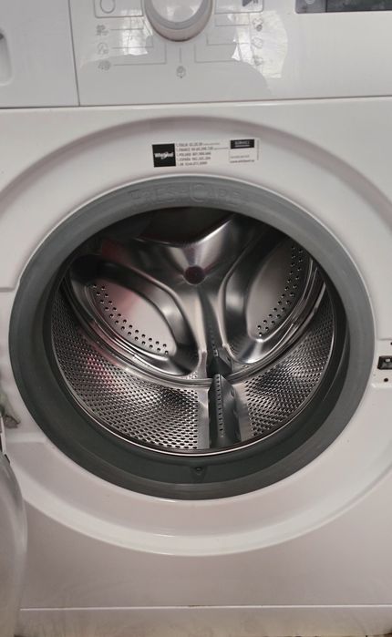 Masina de spalat rufe frontala WHIRLPOOL FWF71253WEU, 7kg, 1200rpm,
