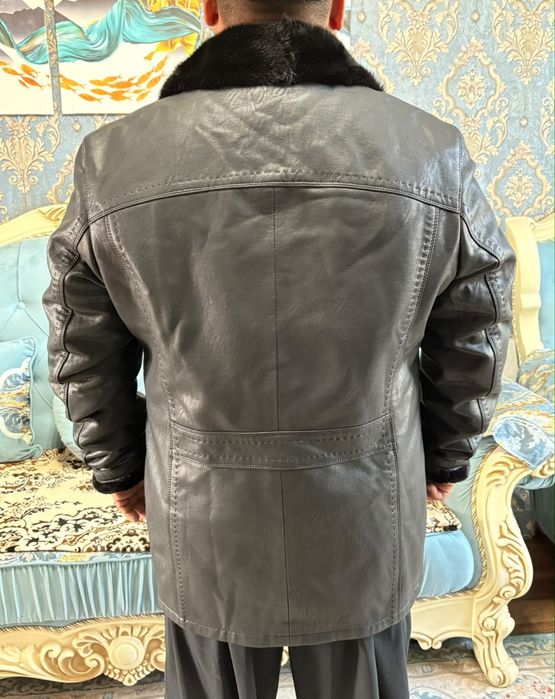 Продам норкувую шубу новую