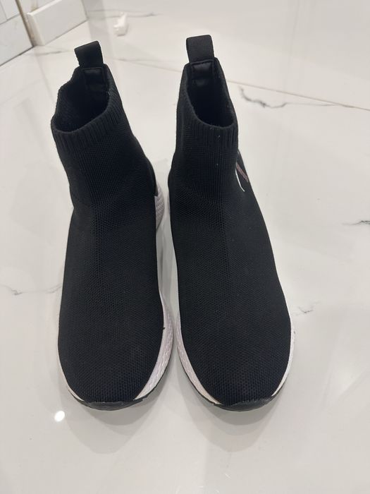 Calvin Klein black*