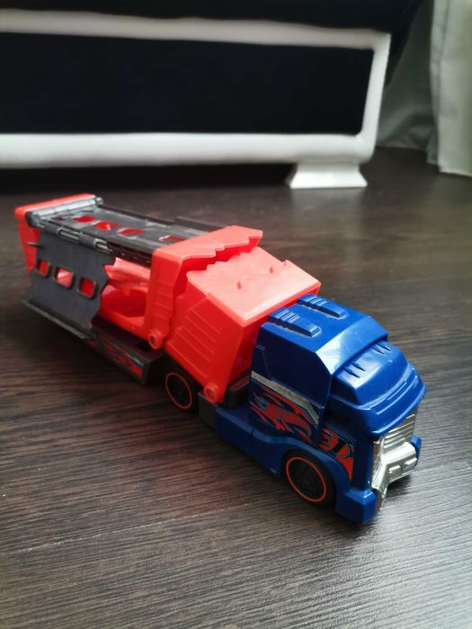 Seturi Hot wheels de vanzare