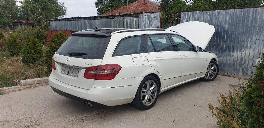 Dezmembrez Mercedes E220 W212 break combi