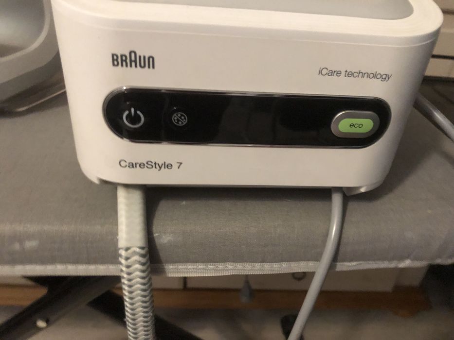 Парогенератор Braun с гладильной доской