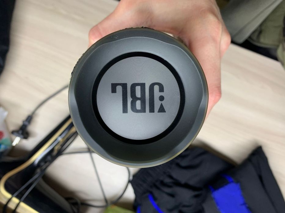 Колонка JBL Charge 3