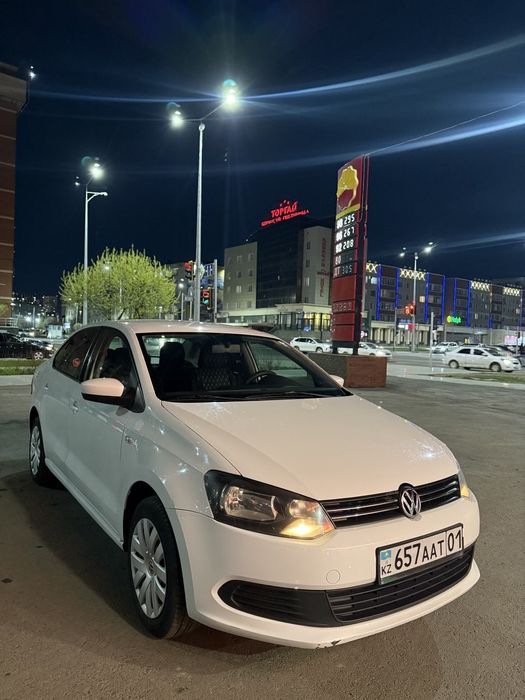 Volkswagen polo 2014 автомат