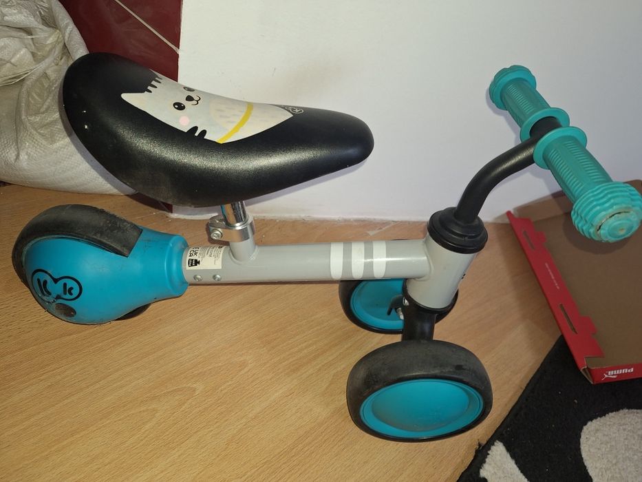 Bicicleta 3 roti pt copiii