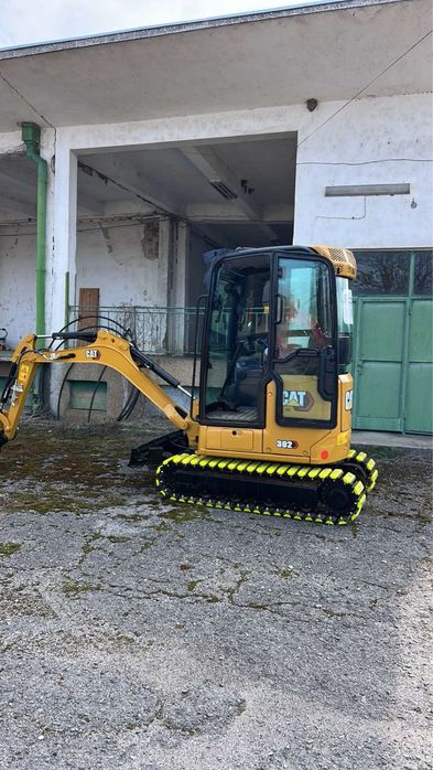 Мини багер и бобкат валяк и чук