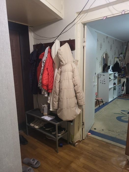 Продам трехкомнатную квартиру