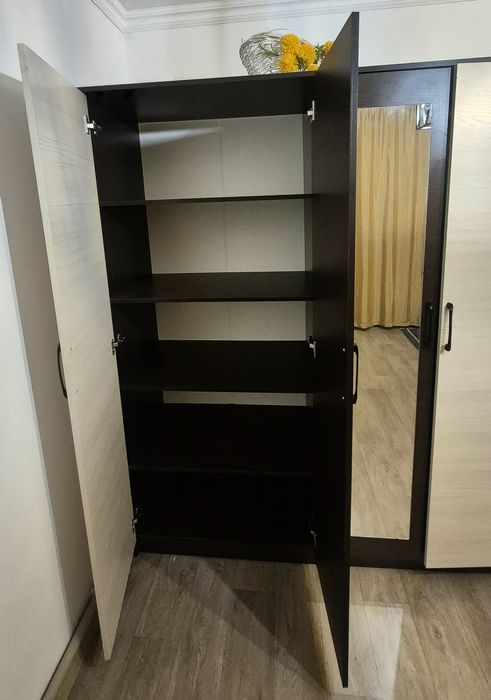 Продам новый шкаф