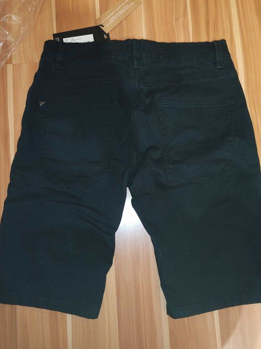 Черни къси панталони INDICODE JEANS