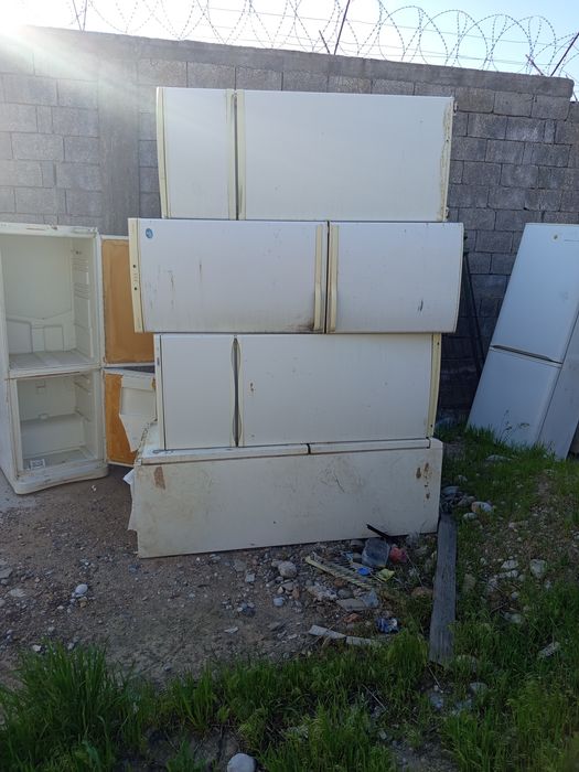 Корпуса холодильников на выбор 500т