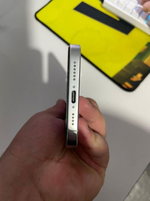 Продам айфон 16 про макс 512мб