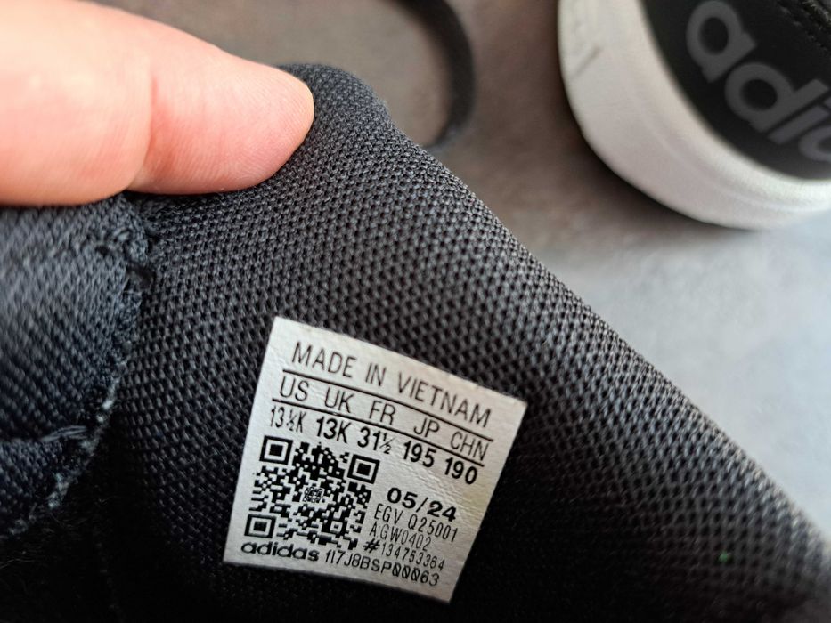 детски маратонки за момче,кецове,спортни обувки,Adidas,номер31,5,адида
