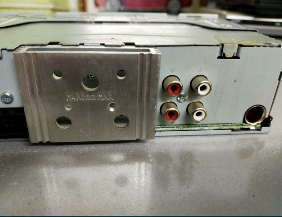 Автомагнитола JVS