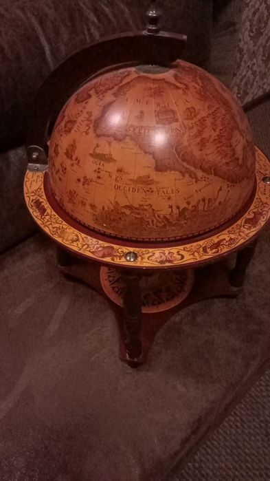 Продам глобус - бар