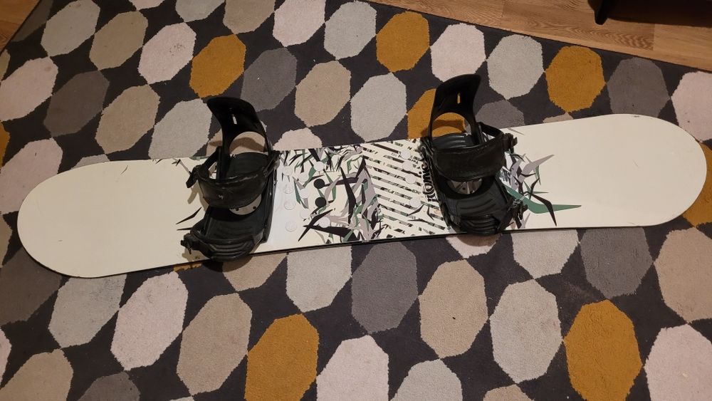 Placa snowboard Atomic 153 cu legături factory