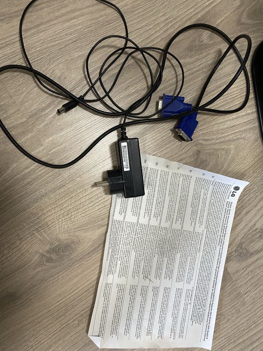 Монитор LG Wind8