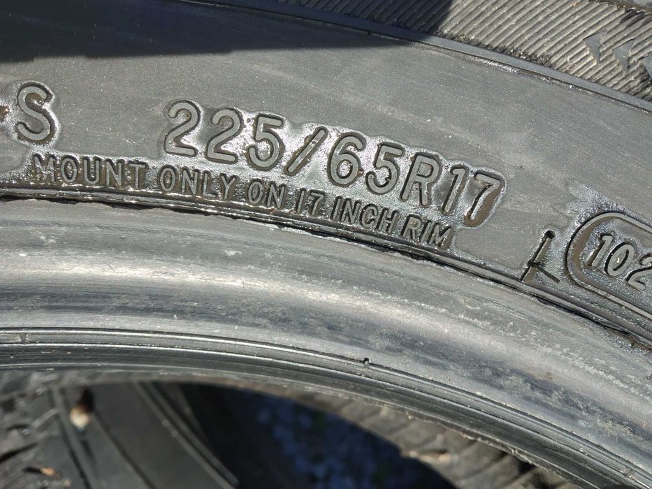Зимни гуми 2 бр 225/65/17