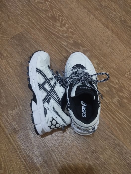 Кроссовки  Asics