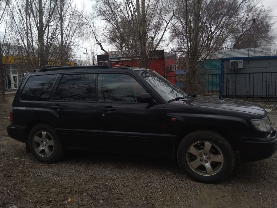 Субару Форестер.