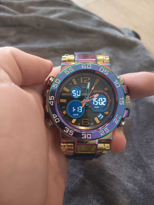 Заглавие: Уникален Rainbow Спортен Часовник – Аналогов и Дигитален