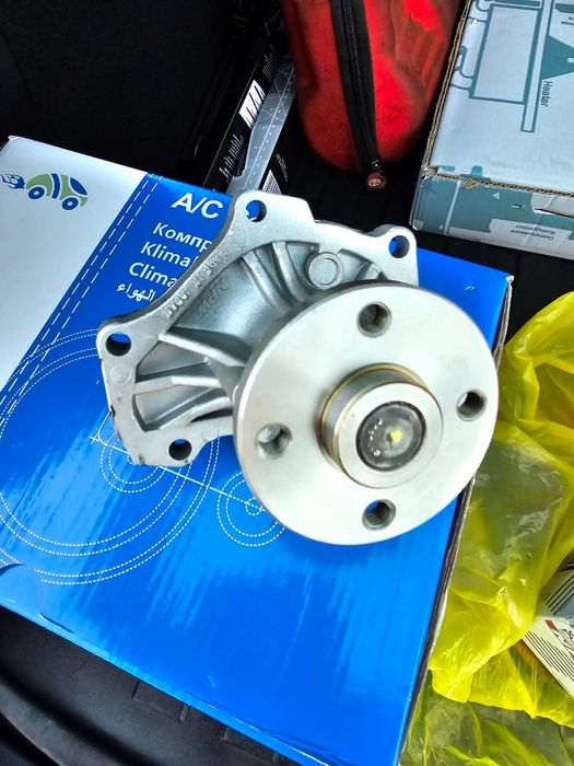 Насос водяной Тойота