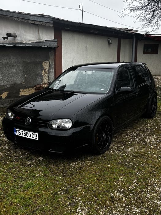 Голф mk4 2002г..