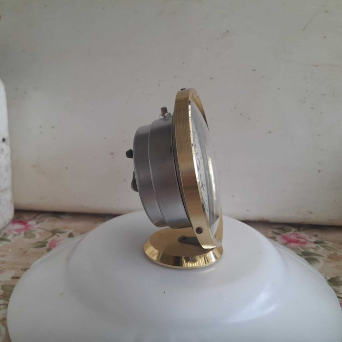 Ceas de masa desteptator-mecanic RUHLA 90 lei