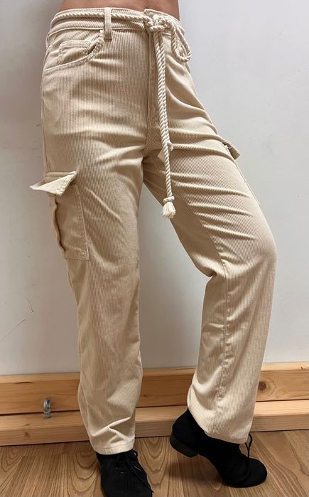 Дамски долнища на цена от 15€