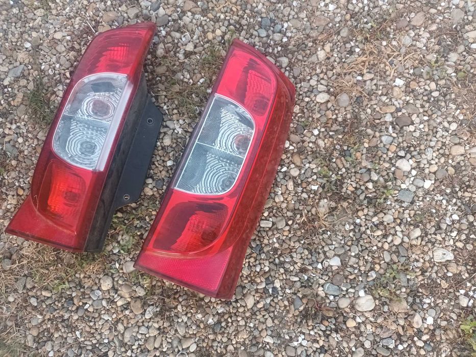 ляв и десен стоп за пежо бипър ситроен немо фиат фиорино BIPPER NEMO