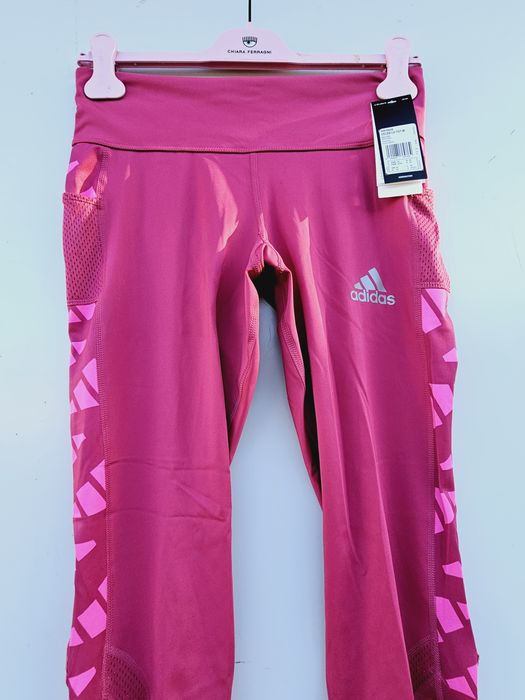 Adidas оригинален дамски клин нов М размер