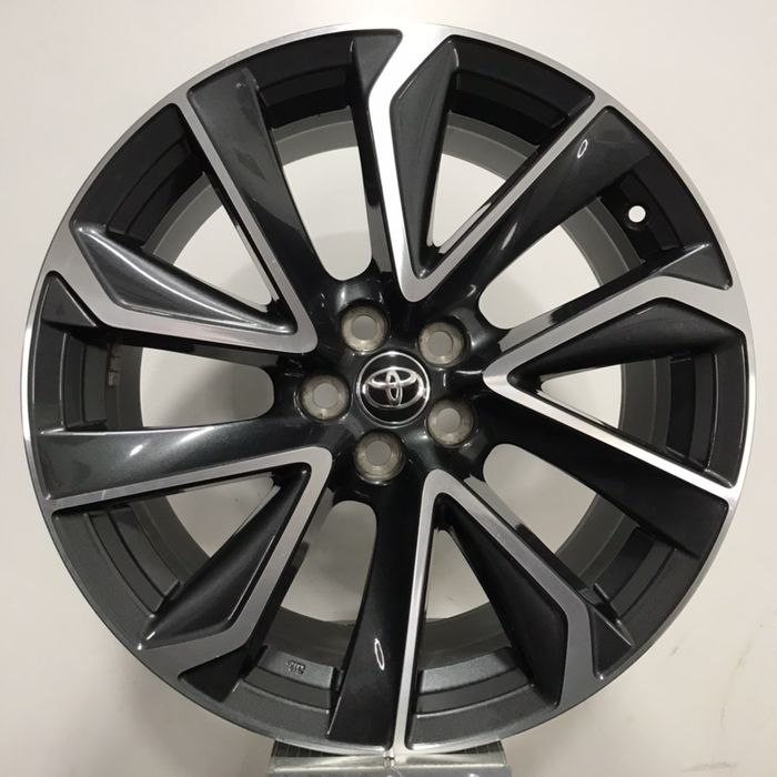 1x Janta Toyota Corolla GR 5x100 R18 8Jx18 ET40