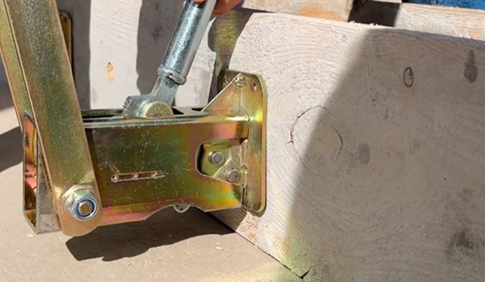 Сдаю опалубку для фундамента