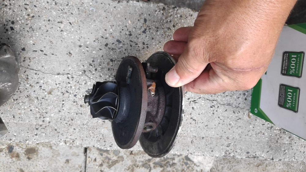 бутала 2 бр. и турбо,валове с повдигачи за Рено Еспейс 4 2,2 DCI 2006