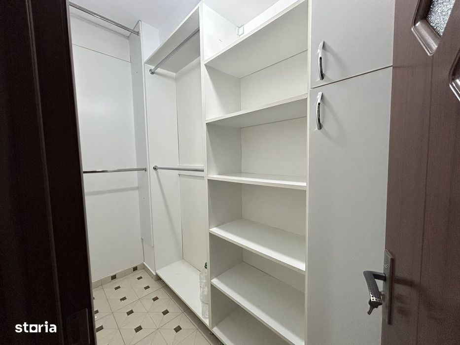 Apartament de vânzare.(Zona Dobroești)