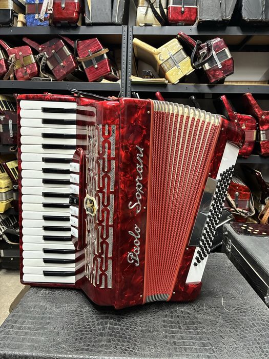 Acordeon italian Paolo Soprani cu 80 basi