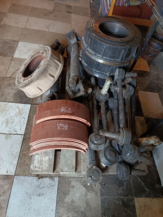 Запчасти на авто Урал