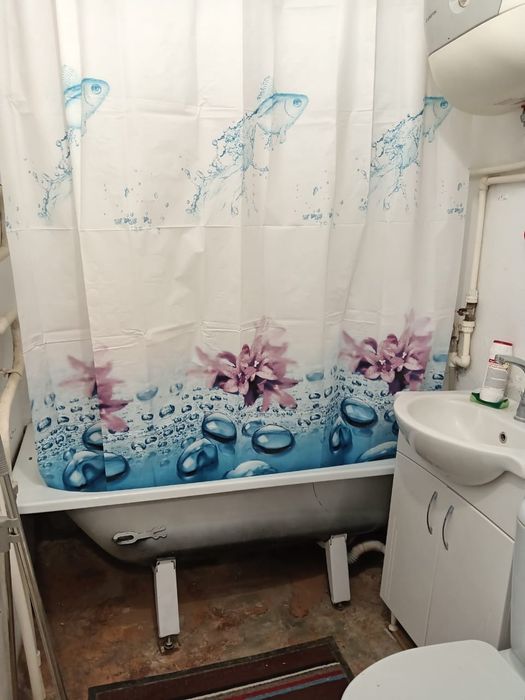 Сдам квартира одна комната на длительный срок. Возле жд вокзал.