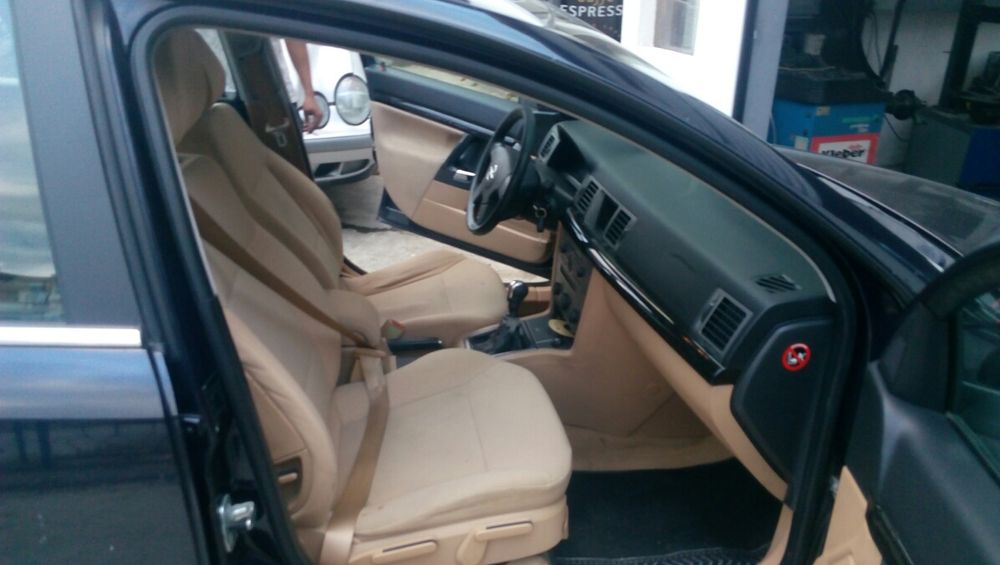 Опел сигнум 2.2 Директ  на части