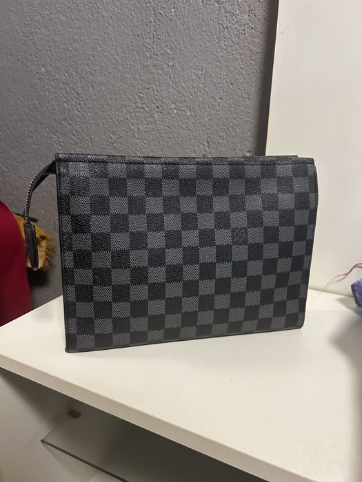Несесер Louis Vuitton