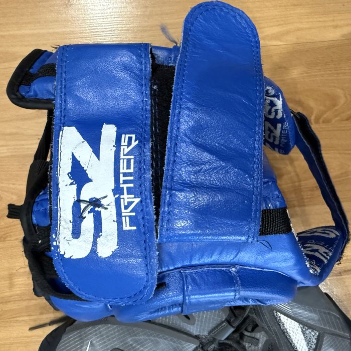 Продавам сет за бокс