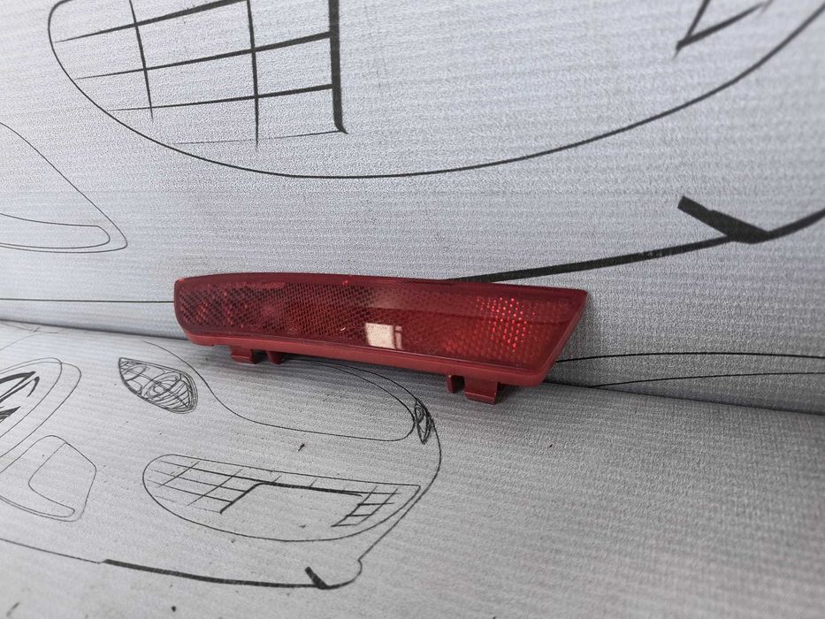 Stop / Catadioptru / Ochi de Pisică Bară Spate Stânga Mercedes-Benz Vito W447 2018 / 2014-2024 Cod OEM A4478260040 (5C2)